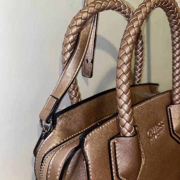New Rose Gold GUESS Purse Satchel Hand Bag NWT Crossbody Ocean View SF824105 - Picture 3 of 9